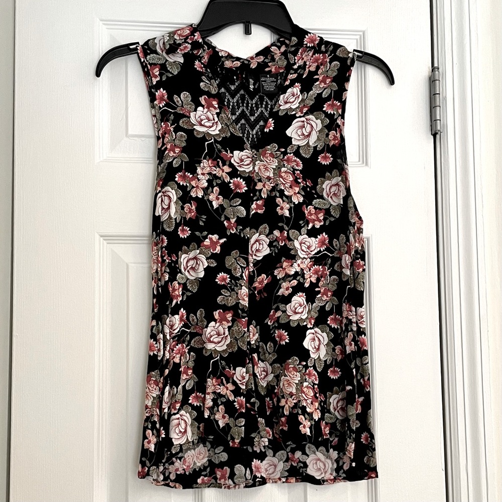 Floral Lace Tank